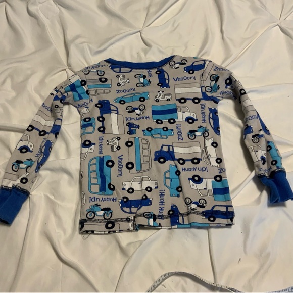 Pick any 5 for $15 Carter's Blue and Gray Car Print Pajama Set - Picture 8 of 8